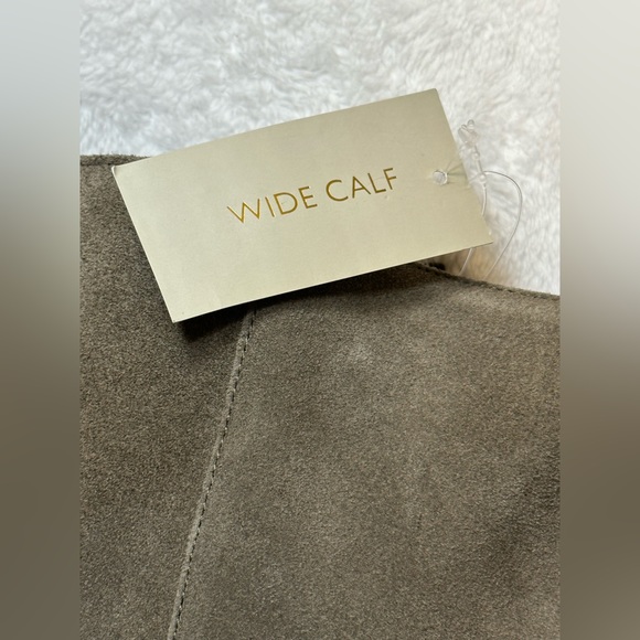 Bandolino Women’s Green Metal Heel Accent Buckle Boot - Picture 6 of 7